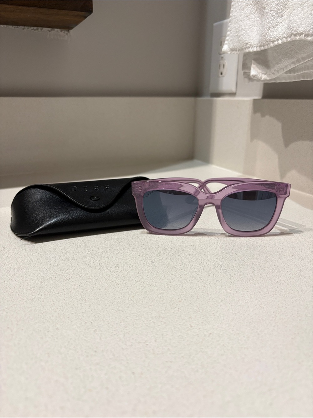 Diff Carson Sunglasses